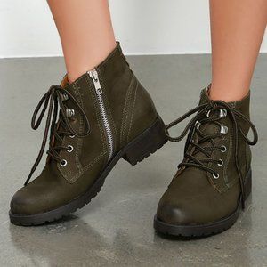 Steve Madden Gobbin Olive Green Leather Ankle Boot